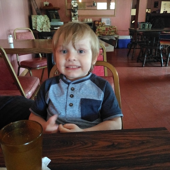 Meet your Posher, Diane - Picture 3 of 6